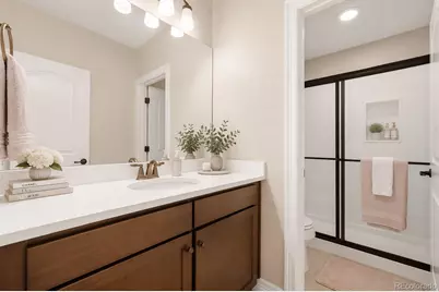 8641 S De Gaulle Court, Aurora, CO 80016 - Photo 32