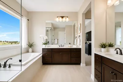 8641 S De Gaulle Court, Aurora, CO 80016 - Photo 24