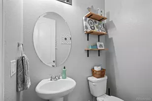 5967 S Langdale Ct, Aurora, CO 80016 - Photo 20