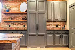 943 N Clarkson St, Denver, CO 80218 - Photo 10