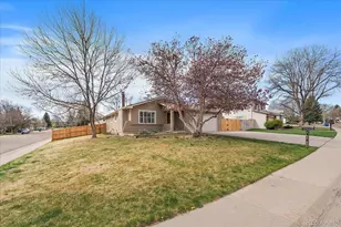 6854 W Roxbury Pl, Littleton, CO 80128 - Photo 2