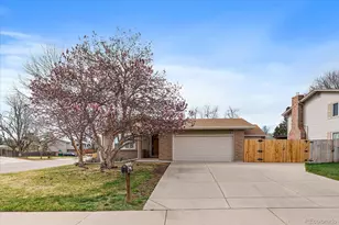 6854 W Roxbury Pl, Littleton, CO 80128 - Photo 1