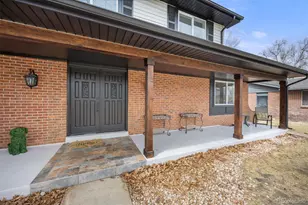 1607 S Oakland St, Aurora, CO 80012 - Photo 2