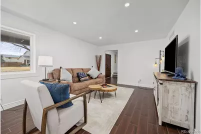 1607 S Oakland Street, Aurora, CO 80012 - Photo 10