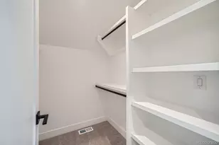 1405 Yates St, Denver, CO 80204 - Photo 26