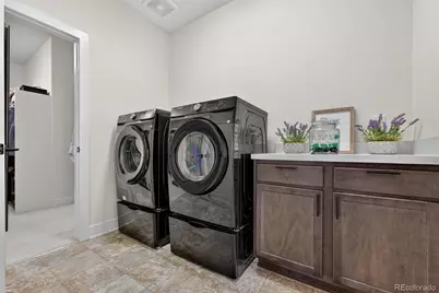 6810 S Valleyhead Court, Aurora, CO 80016 - Photo 24