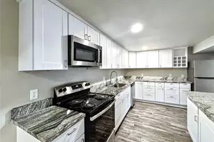 806 Paradise Ln, Colorado Springs, CO 80904 - Photo 4