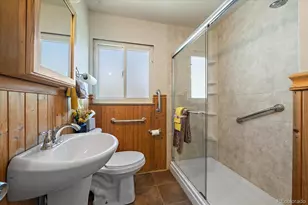 1100 Lansing St, Aurora, CO 80010 - Photo 14