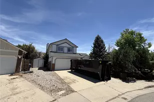 1674 Saulsbury Ct, Loveland, CO 80538 - Photo 2