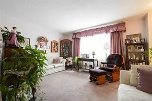 9155 E Oxford Dr, Denver, CO 80237 - Photo 8