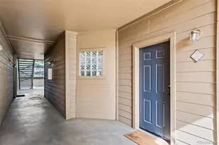 1631 W Canal Cir, Littleton, CO 80120 - Photo 4
