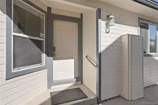 535 Howe St, Castle Rock, CO 80104 - Photo 2