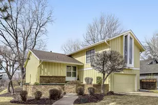 7509 S Trenton Ct, Centennial, CO 80112 - Photo 2