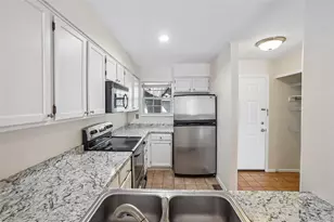 1818 S Quebec Way, Denver, CO 80231 - Photo 6