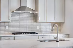 24562 E 34th Ave, Aurora, CO 80019 - Photo 22