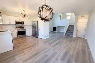 9379 W Ute Dr, Littleton, CO 80128 - Photo 2