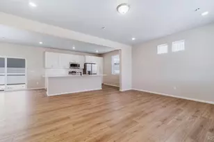 10152 Salem Ct, Commerce City, CO 80022 - Photo 8