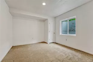 24070 E Hawaii Pl, Aurora, CO 80018 - Photo 42