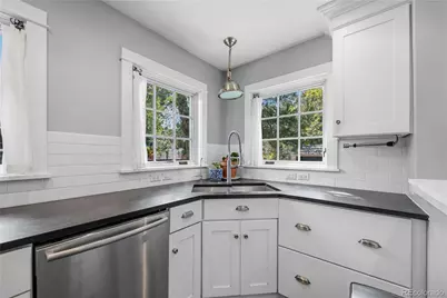 2375 Locust Street, Denver, CO 80207 - Photo 8