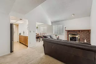 1044 S Yampa St, Aurora, CO 80017 - Photo 12