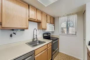 1044 S Yampa St, Aurora, CO 80017 - Photo 6