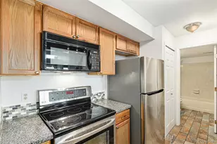 2575 S Syracuse Way, Denver, CO 80231 - Photo 10