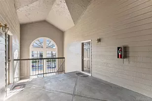 2575 S Syracuse Way, Denver, CO 80231 - Photo 2