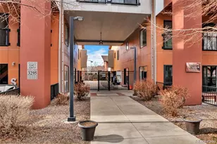 3245 Blake St, Denver, CO 80205 - Photo 1