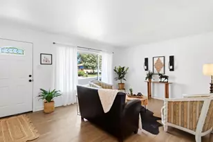 2888 S Zurich Ct, Denver, CO 80236 - Photo 8