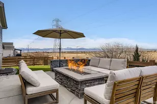 1060 Ascent Trail Cir, Erie, CO 80516 - Photo 28