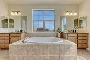 10360 Bluffmont Dr, Lone Tree, CO 80124 - Photo 22