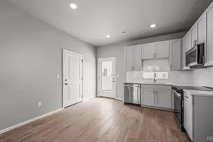 632 Wagon Wheel Wy, Bennett, CO 80102 - Photo 4
