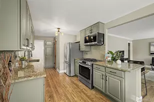 1040 W Longview Ave, Littleton, CO 80120 - Photo 10