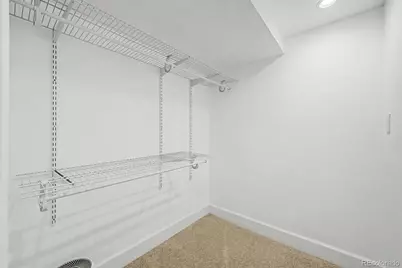 1040 W Longview Avenue, Littleton, CO 80120 - Photo 16