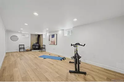 1040 W Longview Avenue, Littleton, CO 80120 - Photo 22