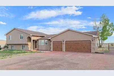 758 E Woodleaf Drive, Pueblo, CO 81007 - Photo 1