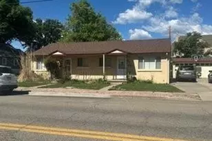 446 E 4th St, Loveland, CO 80537 - Photo 38