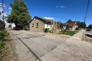 446 E 4th St, Loveland, CO 80537 - Photo 40