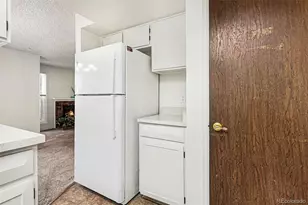 3040 S Macon Cir, Aurora, CO 80014 - Photo 6