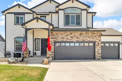 585 Canyonlands Street, Berthoud, CO 80513 - Photo 2