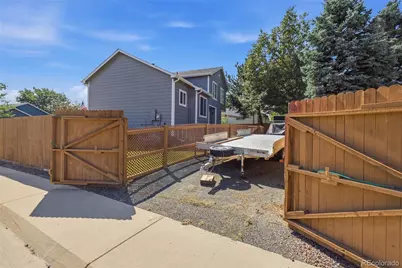 12133 Elizabeth Court, Thornton, CO 80241 - Photo 4