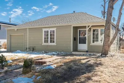 820 Newark Street, Aurora, CO 80010 - Photo 32