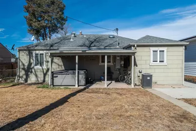 820 Newark Street, Aurora, CO 80010 - Photo 26