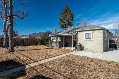 820 Newark Street, Aurora, CO 80010 - Photo 24