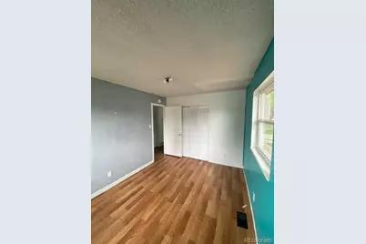 5551 Auckland Way, Denver, CO 80239 - Photo 14