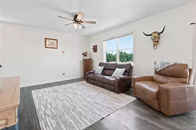 211 Fox Street, Bennett, CO 80102 - Photo 4