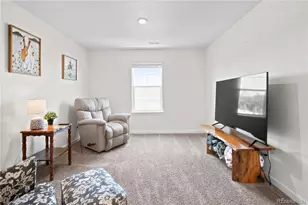 211 Fox St, Bennett, CO 80102 - Photo 10