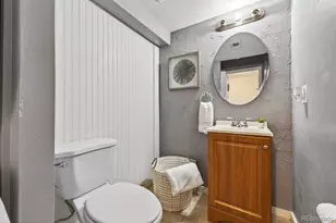 985 W 10th St, Loveland, CO 80537 - Photo 16