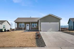 84 S 4th Ave, Deer Trail, CO 80105 - Photo 1