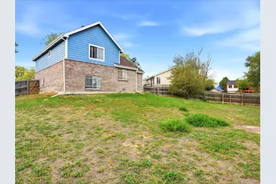 1890 Granby Court, Aurora, CO 80011 - Photo 18